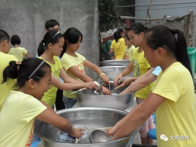 校園墻繪_經典校園文化墻主題_經典文化與流行文化